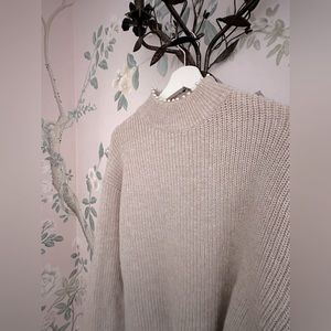 H&M Sweater - good condition, worn a few times